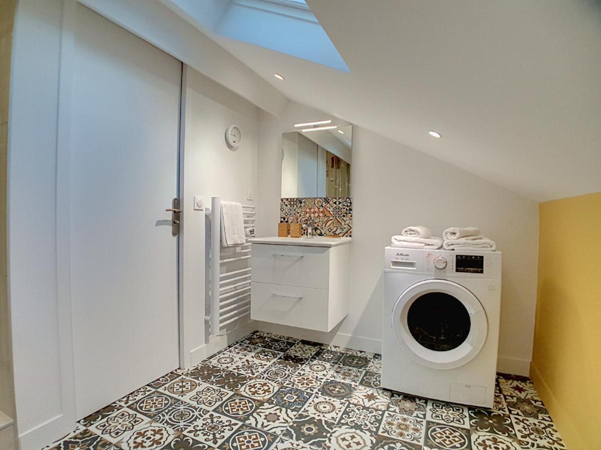 Stop Chez M Select Saga # Qualite # Confort # Simplicite Saint-Fons Exterior foto